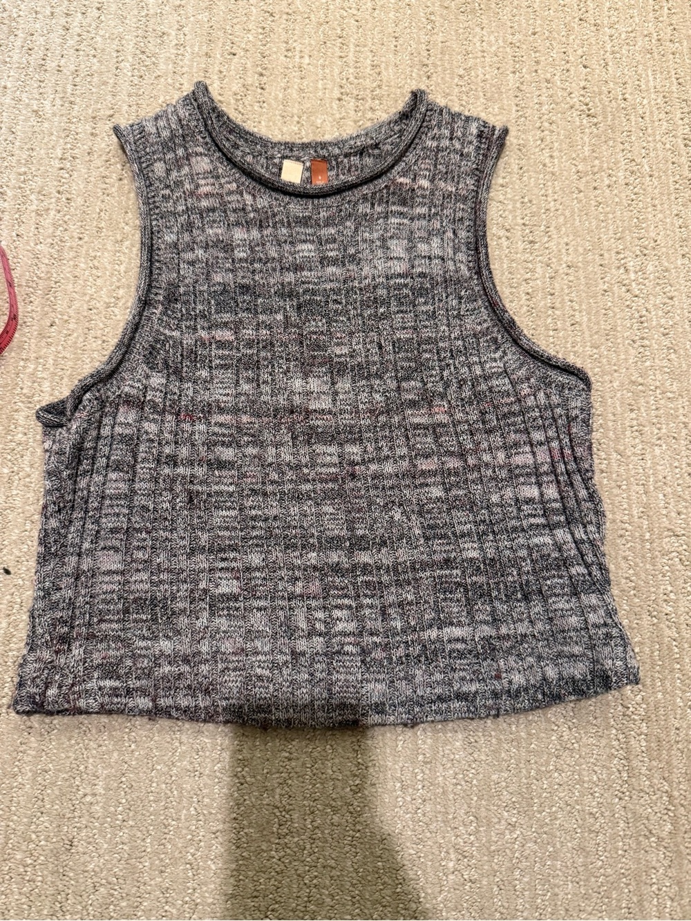 Cropped Ribbed Knit Tank Top - Gray